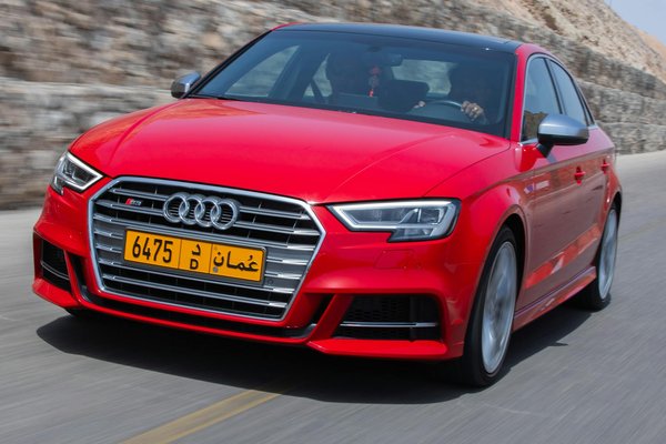 Comment la certification Euro NCAP révolutionne l'industrie automobile : Impacts et enjeux